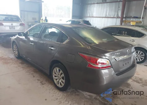 2015 Nissan Altima 2.5/2.5 S/2.5 Sl/2.5 Sv from USA, damaged, VIN 1N4AL3AP8FN303361